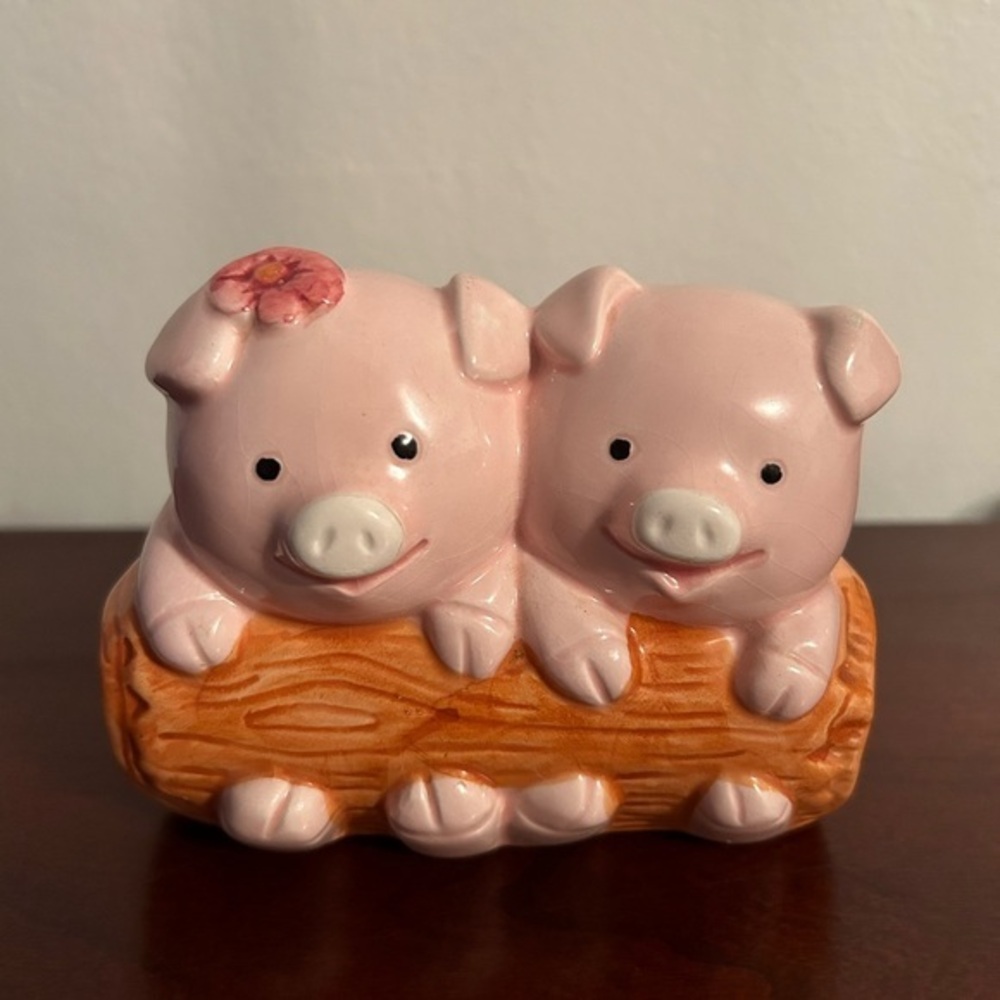 Vintage piggy piglet log bank by MIC Taiwan  cottagecore whimsy pink